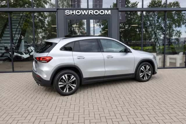 Mercedes-Benz GLA-Klasse (2023) thumbnail 2