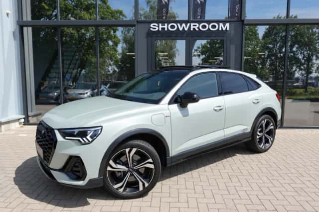 Audi Q3 Sportback (2022) thumbnail 1