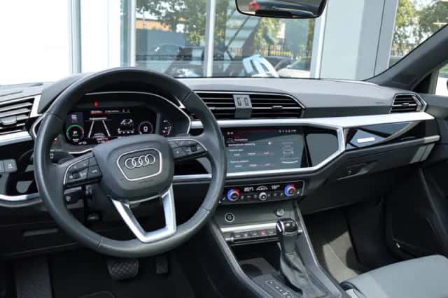 Audi Q3 Sportback (2022) thumbnail 4
