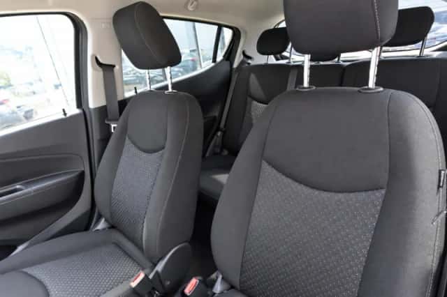 Opel Karl (2016) thumbnail 6