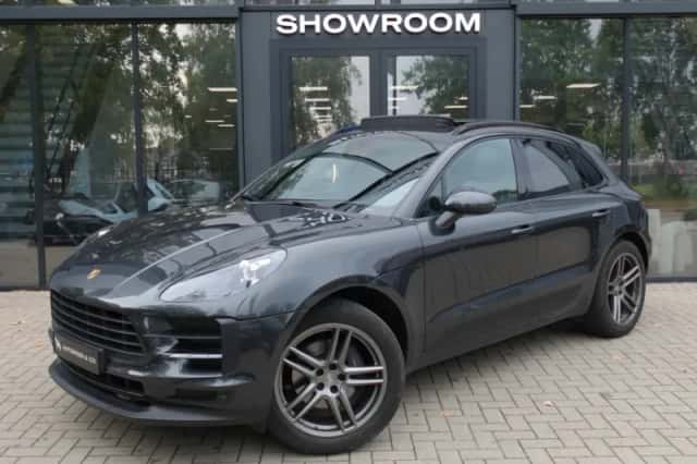 Porsche Macan (2020) thumbnail 1