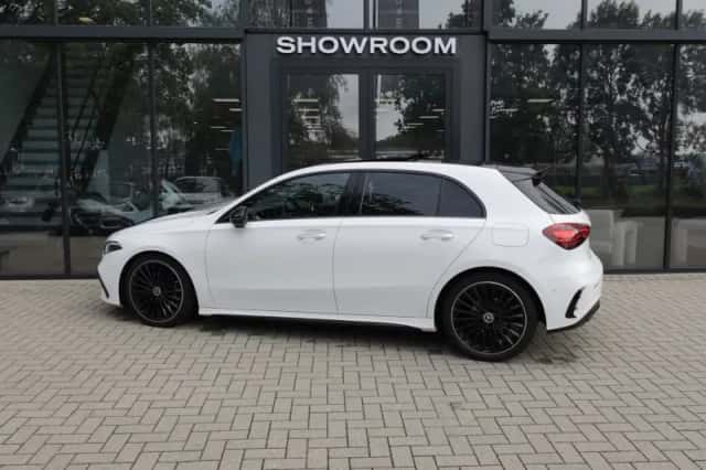 Mercedes-Benz A-Klasse (2023) thumbnail 2