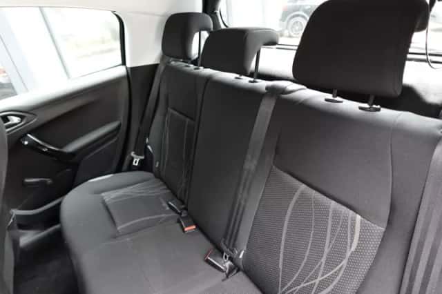 Peugeot 208 (2013) thumbnail 6