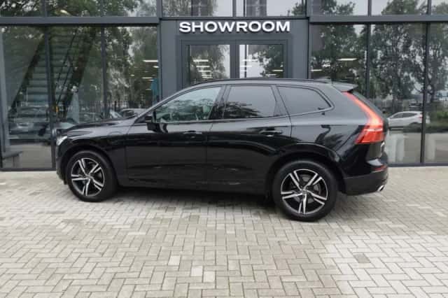 Volvo XC60 (2020) thumbnail 2
