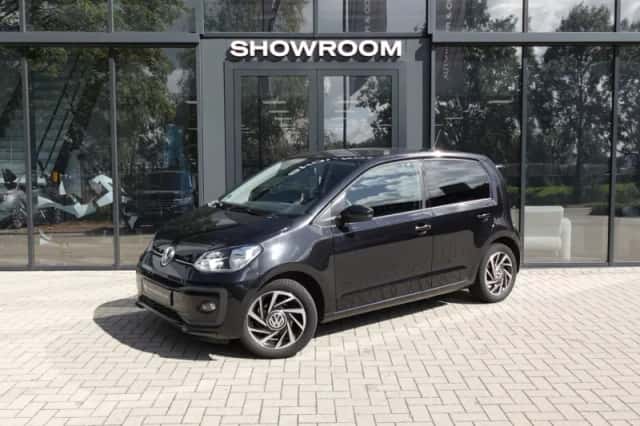 Volkswagen Up! (2018) thumbnail 1