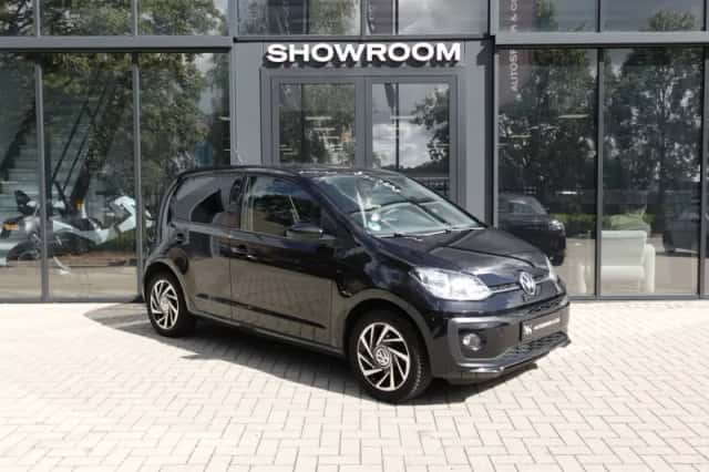 Volkswagen Up! (2018) thumbnail 6