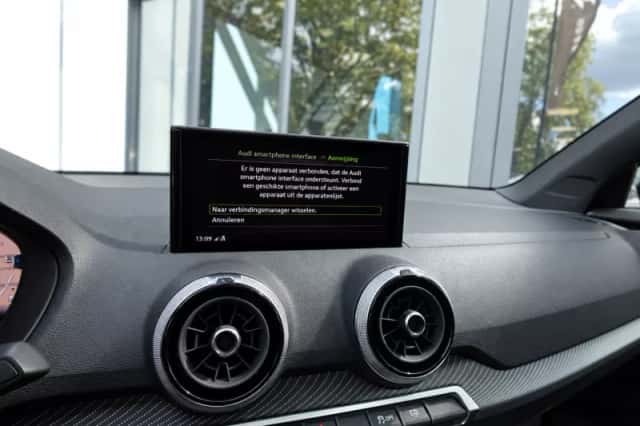Audi Q2 (2022) thumbnail 5