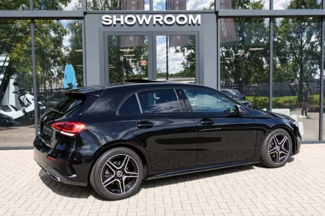 Mercedes-Benz A-Klasse (2018) thumbnail 2