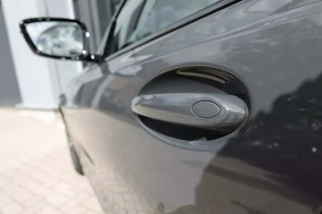 BMW 3-Serie (2019) thumbnail 5