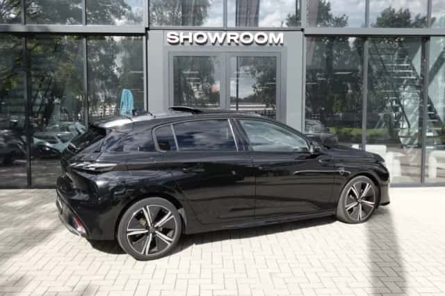 Peugeot 308 (2023) thumbnail 2