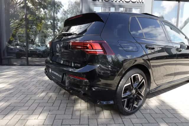 Volkswagen Golf (2025) thumbnail 6