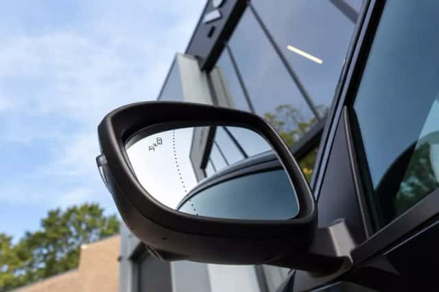 Renault Austral (2023) thumbnail 5