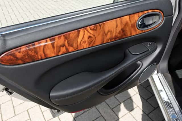 Jaguar XJ (1999) thumbnail 5
