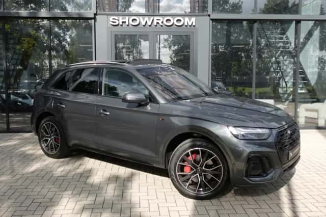 Audi Q5 (2022) thumbnail 3
