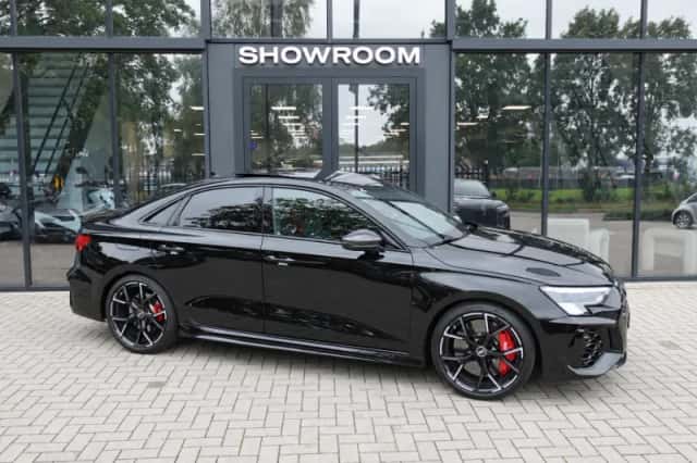 Audi RS 3 (2022) thumbnail 2