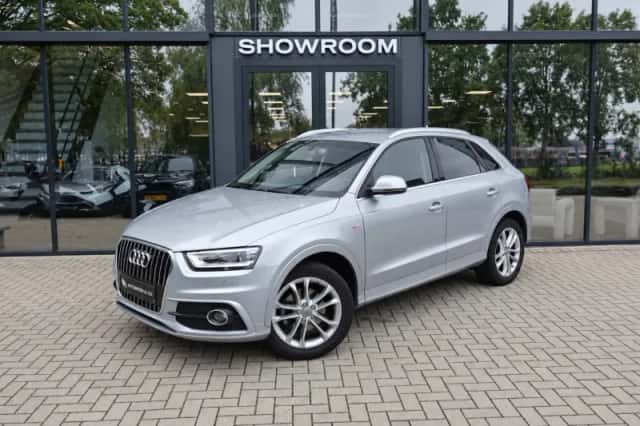 Audi Q3 (2015) thumbnail 1