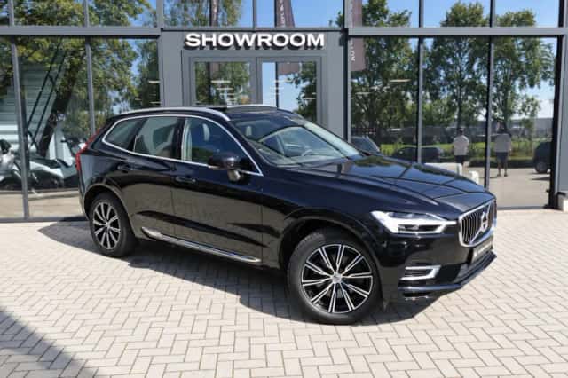 Volvo XC60 (2020) thumbnail 3