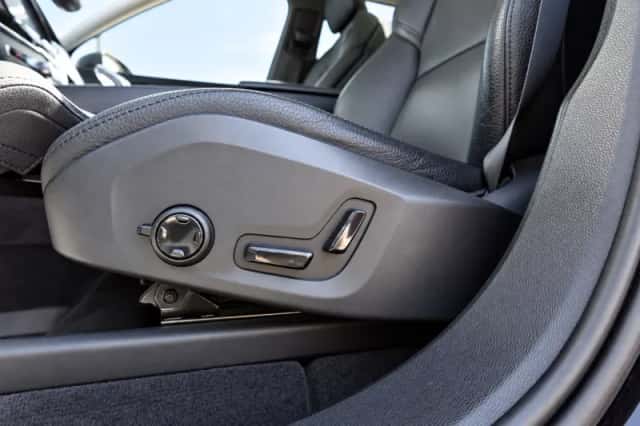 Volvo XC60 (2020) thumbnail 6