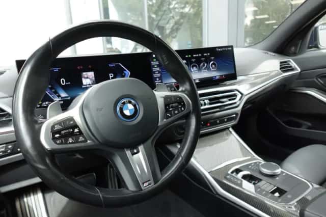 BMW 3-Serie (2023) thumbnail 4