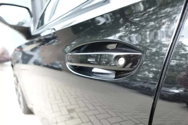 CUPRA Leon (2021) thumbnail 5