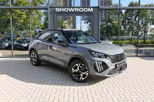 Peugeot 2008 (2024) thumbnail 3