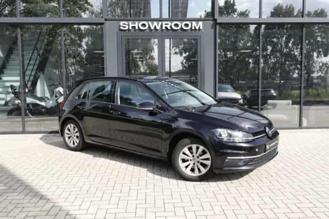 Volkswagen Golf (2019) thumbnail 3