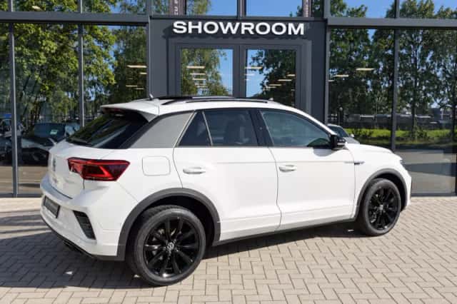 Volkswagen T-Roc (2022) thumbnail 2
