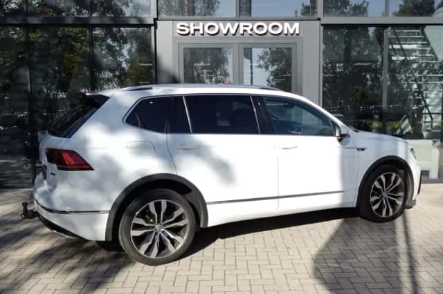 Volkswagen Tiguan (2020) thumbnail 4
