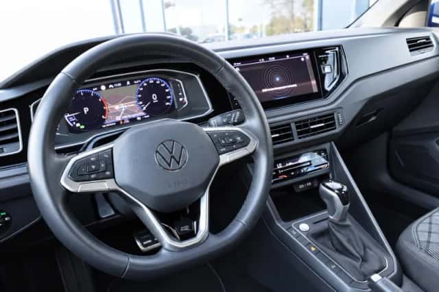 Volkswagen Polo (2021) thumbnail 4