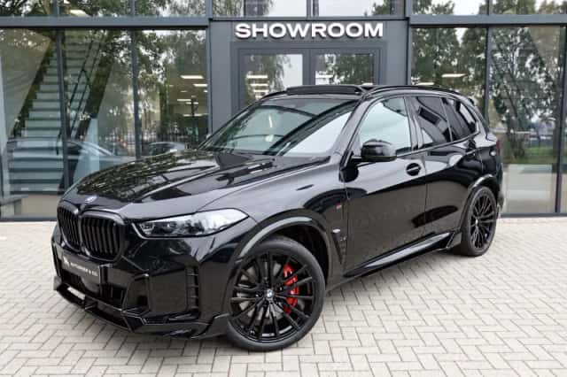 BMW X5 (2023) thumbnail 1