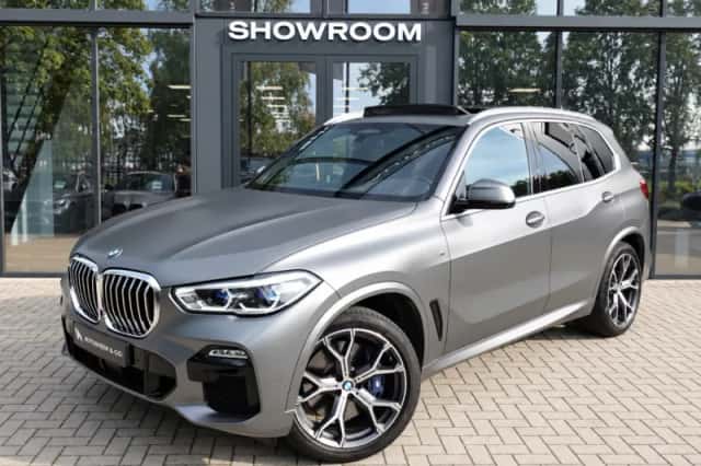 BMW X5 (2020) thumbnail 1