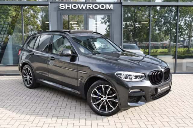 BMW X3 (2021) thumbnail 3