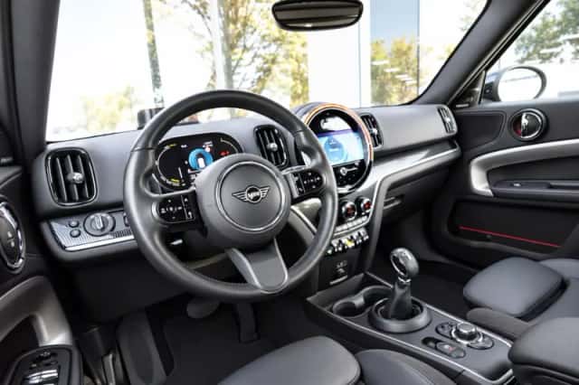 MINI Countryman (2022) thumbnail 4