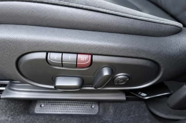 MINI Countryman (2022) thumbnail 6