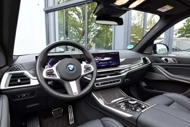 BMW X5 (2025) thumbnail 4