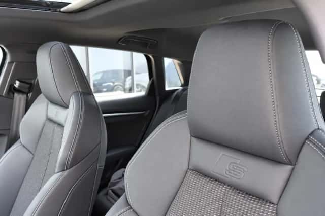 Audi S3 (2023) thumbnail 5
