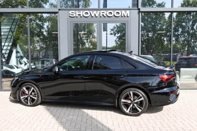 Audi A3 (2023) thumbnail 2