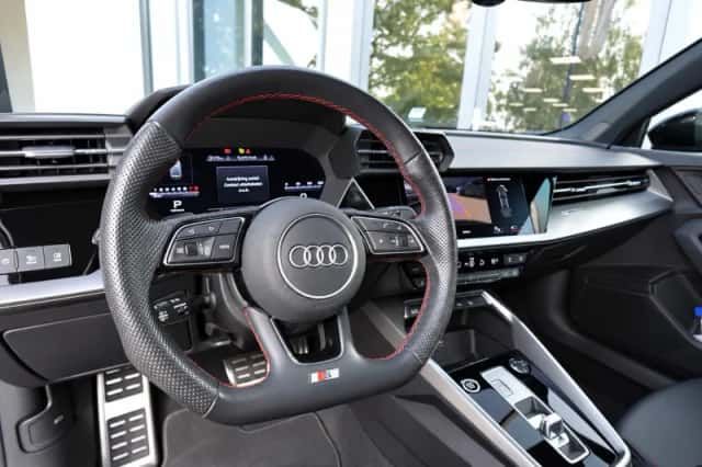 Audi A3 (2023) thumbnail 5