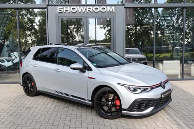 Volkswagen Golf (2021) thumbnail 3