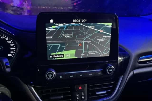 Ford Fiesta (2018) thumbnail 4