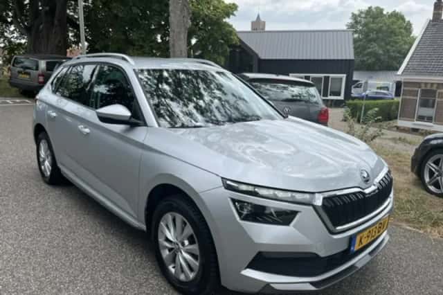 Škoda Kamiq (2019) thumbnail 1