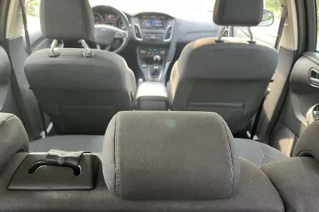 Ford Focus (2015) thumbnail 6