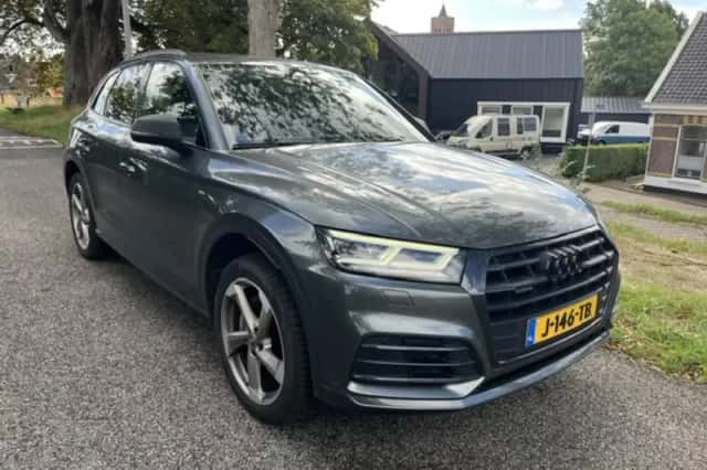 Audi Q5 (2017) thumbnail 1