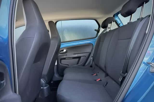 Volkswagen Up! (2021) thumbnail 6