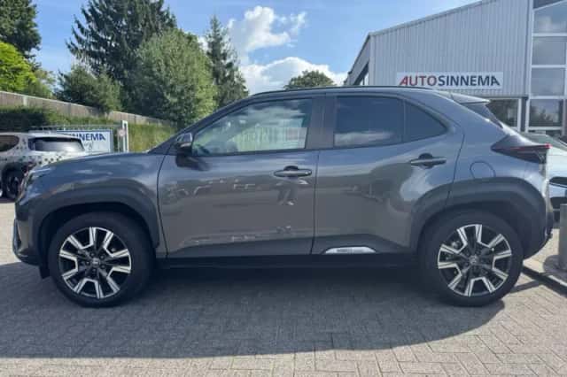 Toyota Yaris Cross (2025) thumbnail 3