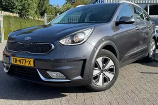 Kia Niro (2018) thumbnail 1
