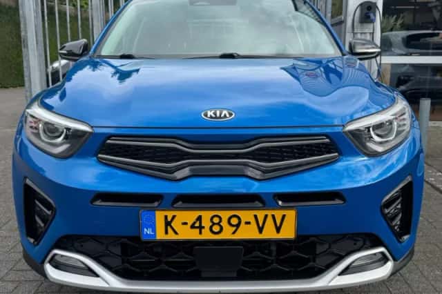 Kia Stonic (2021) thumbnail 6