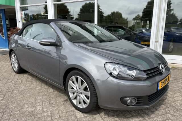 Volkswagen Golf (2012) thumbnail 4