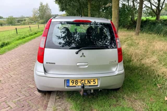 Mitsubishi Colt (2008) thumbnail 5