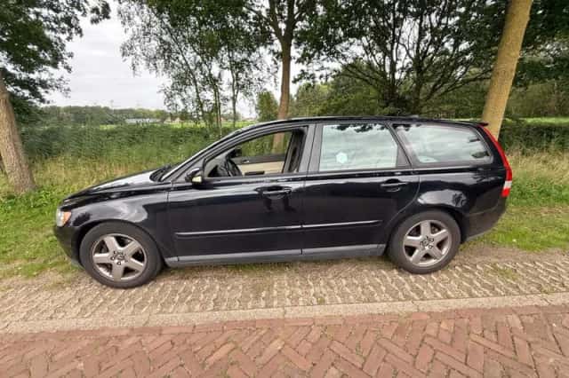 Volvo V50 (2005) thumbnail 3
